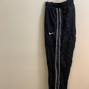 Nike sportswear windrunner pants